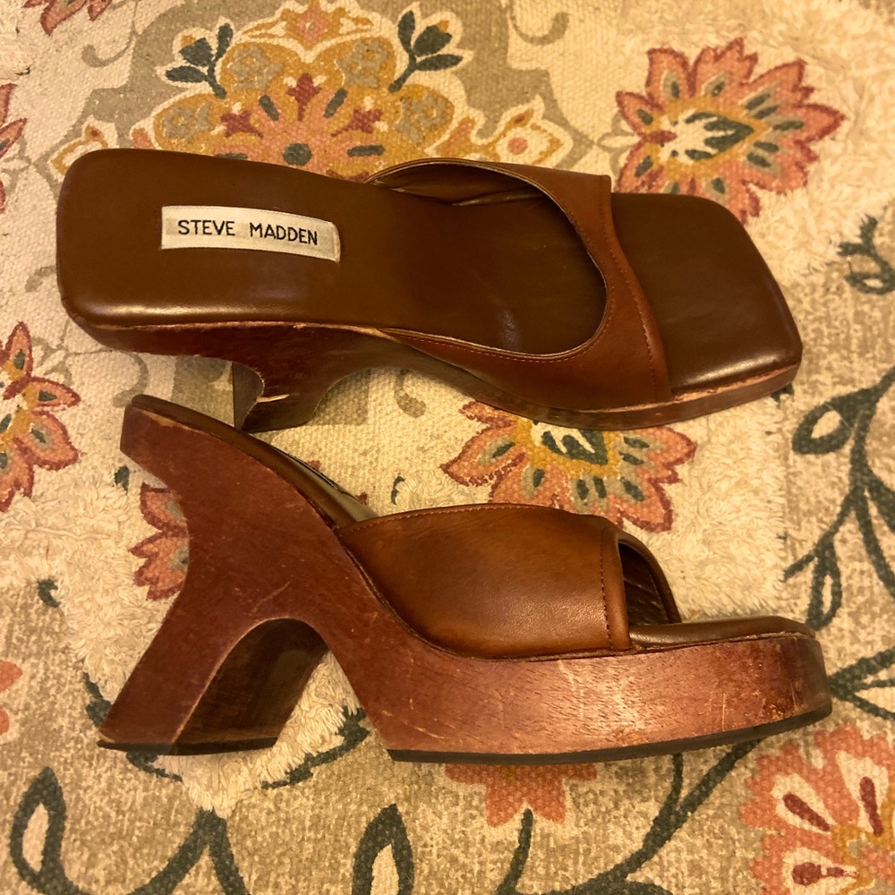 90’s does 70’s vintage Steve Madden chunky heels.